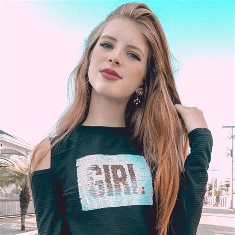 Julia Vitória (@modelo.